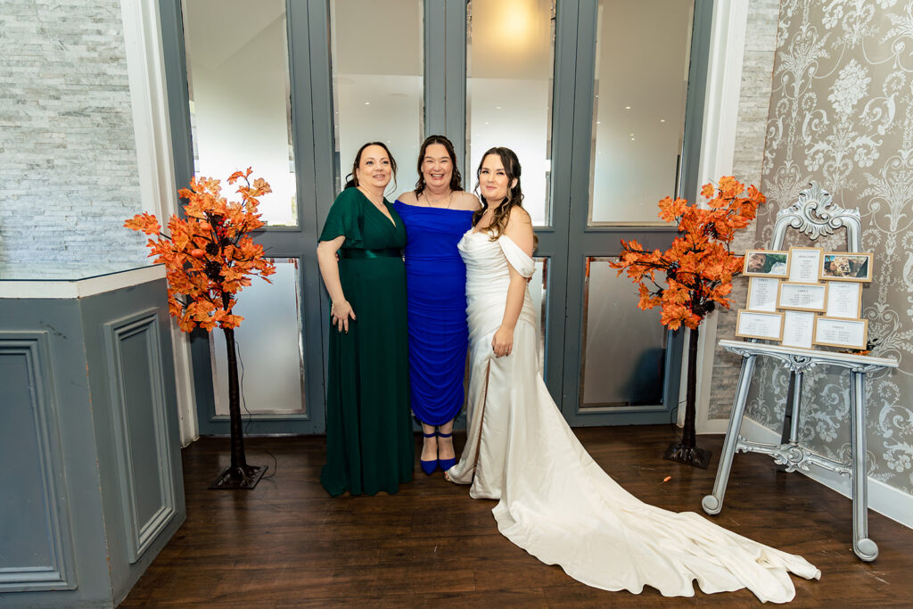 Bride with her bridesmaids at Skylark Golf and Country Club, Whiteley